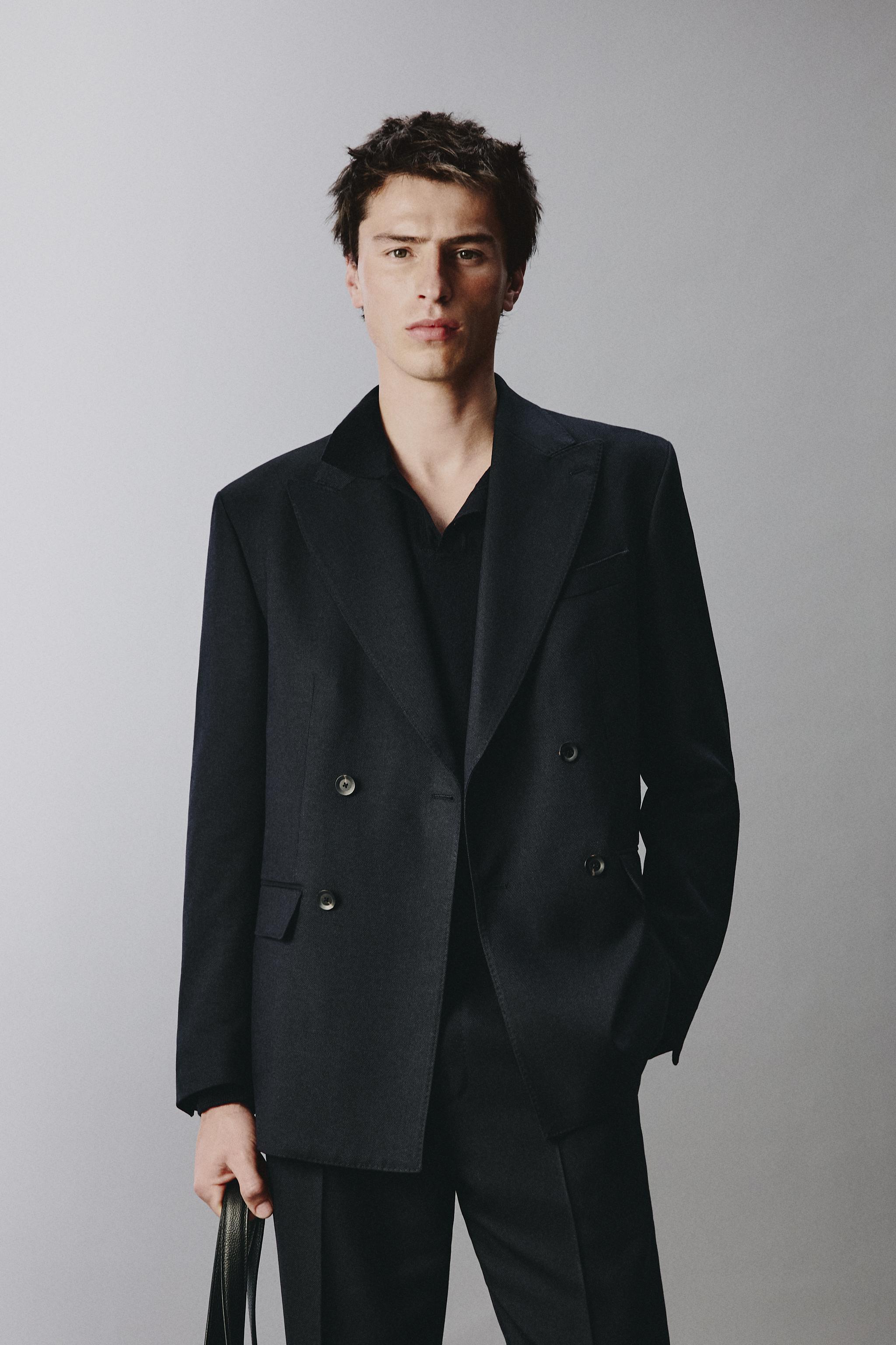 DOUBLE BREASTED SUIT BLAZER